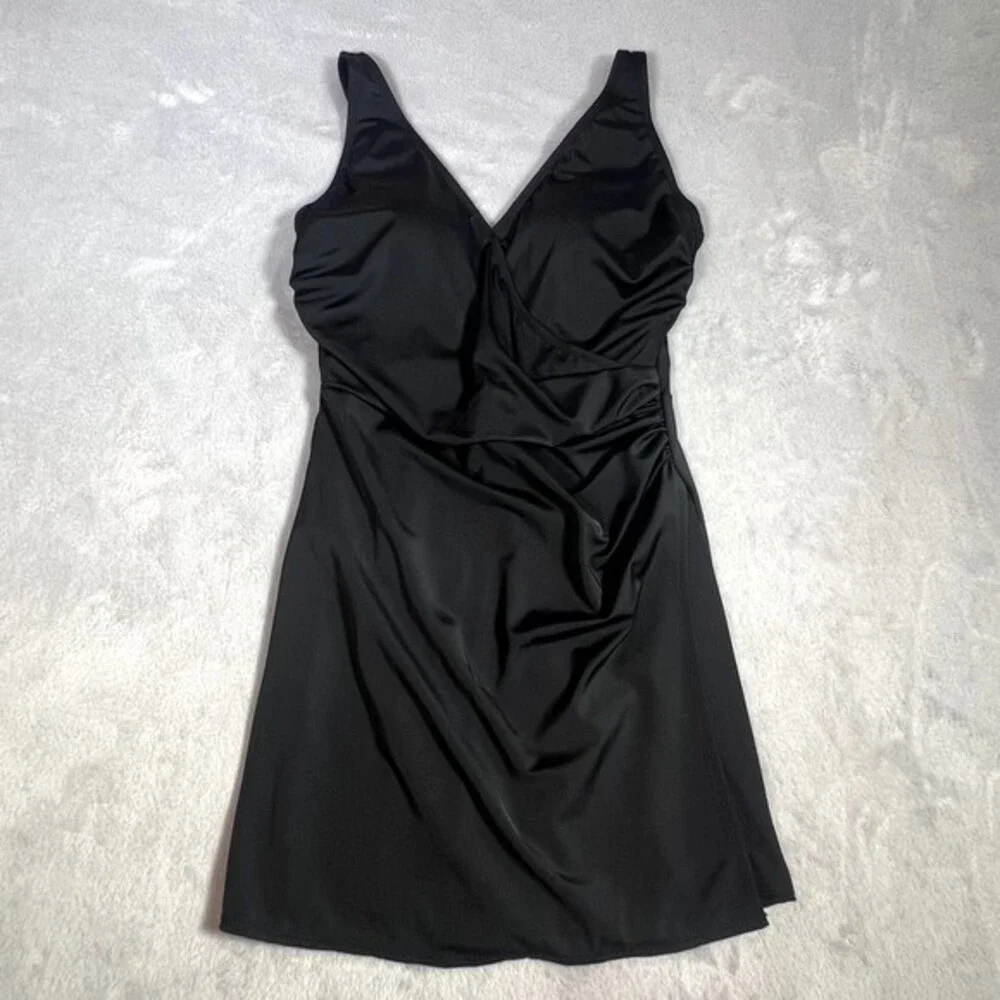 D&Co Beach Swimsuit Womens 4 Black One Piece Ruched V Neck Swim Dress Summer
